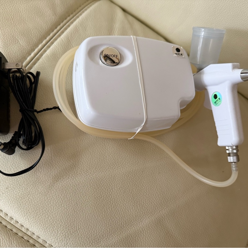 White Airbrush Makeup System